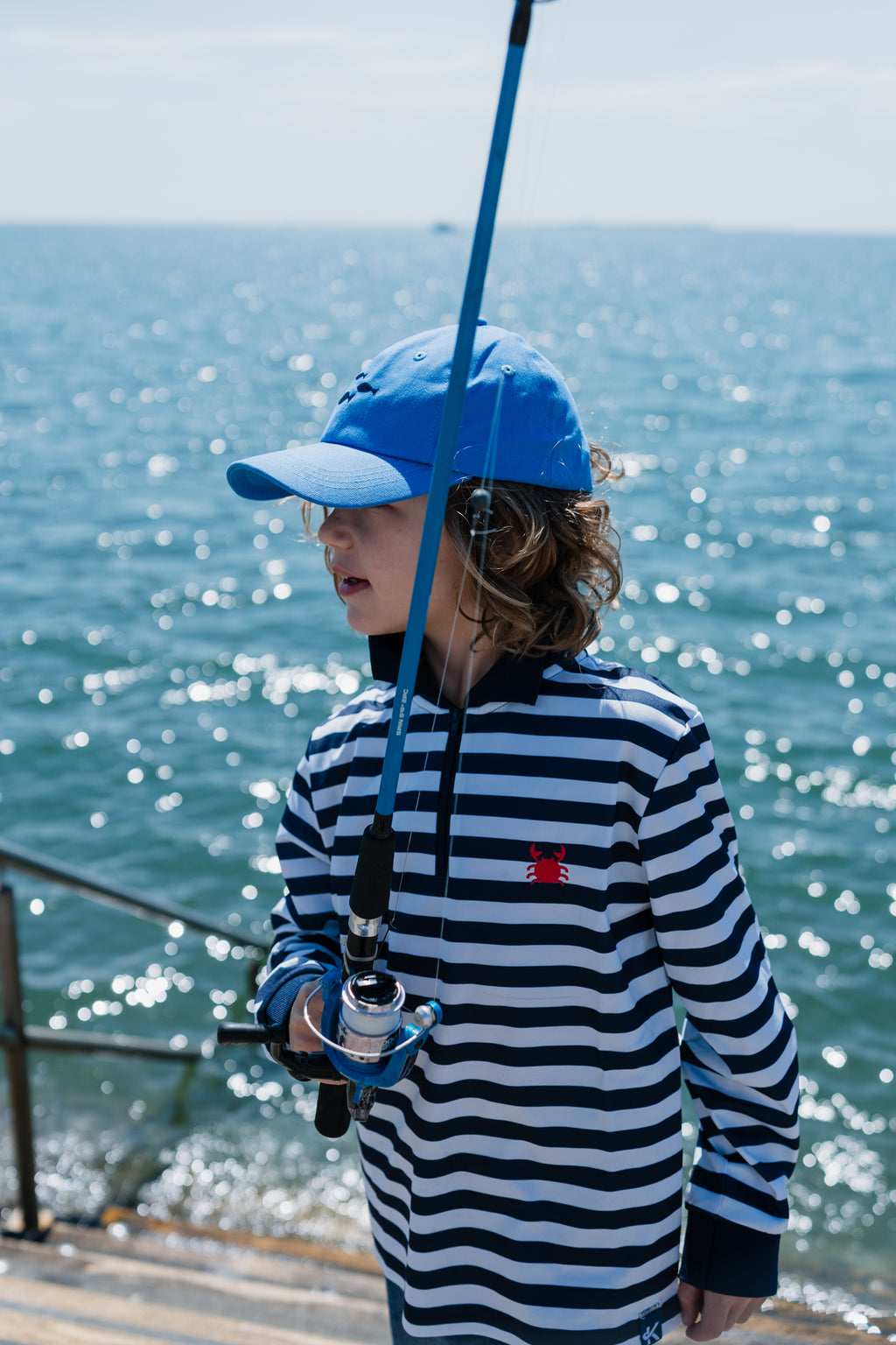 NOOSA - Kids Fishing Shirt | Wide Navy & White Stripe with Embroidered Crab